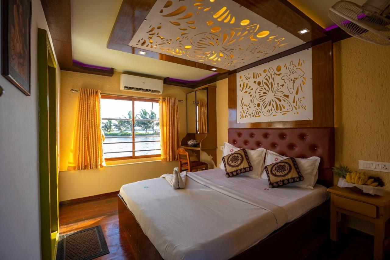 Kerala Nature Houseboat By Coco Floatel Alappuzha Bagian luar foto